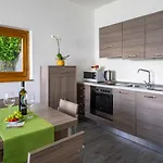 Daire Tramonto - Sea116 By Interhome